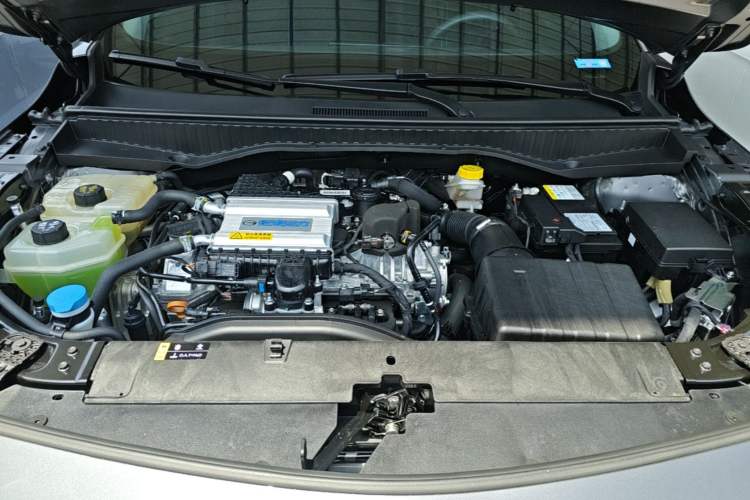 Used GAC Trumpchi GS3 2023 Yingsu 270T Jingqu Edition Engine Bay