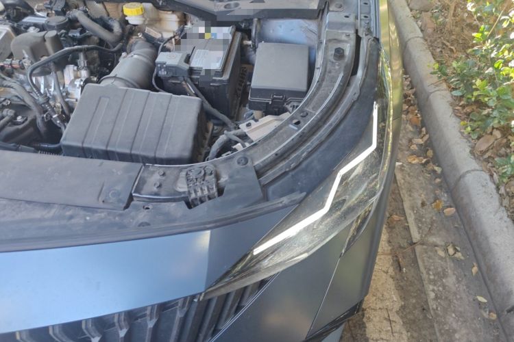 Used GAC Trumpchi GS3 2023 Shadow Speed 270T Enjoyment Edition Engine Bay Left