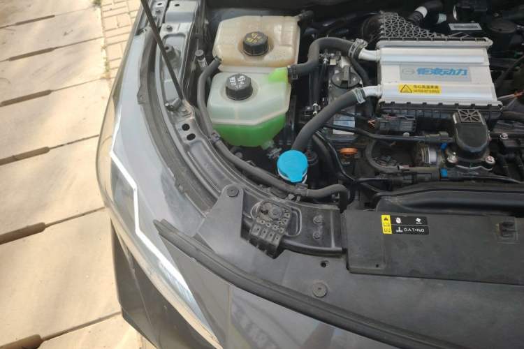 Used GAC Trumpchi GS3 2023 Shadow Speed 270T Enjoyment Edition Engine Bay Right