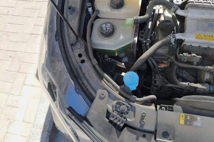 Used GAC Trumpchi GS3 2023 Shadow Speed 270T Enjoyment Edition Engine Bay Right
