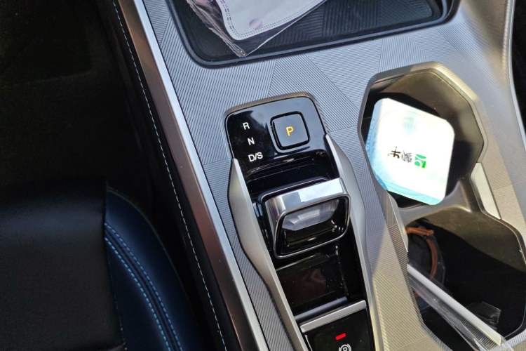 Used GAC Trumpchi GS3 2023 Shadow Speed 270T Enjoyment Edition Gear Lever