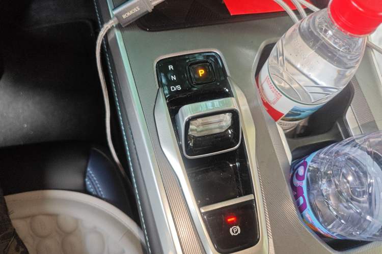 Used GAC Trumpchi GS3 2023 Shadow Speed 270T Enjoyment Edition Gear Lever