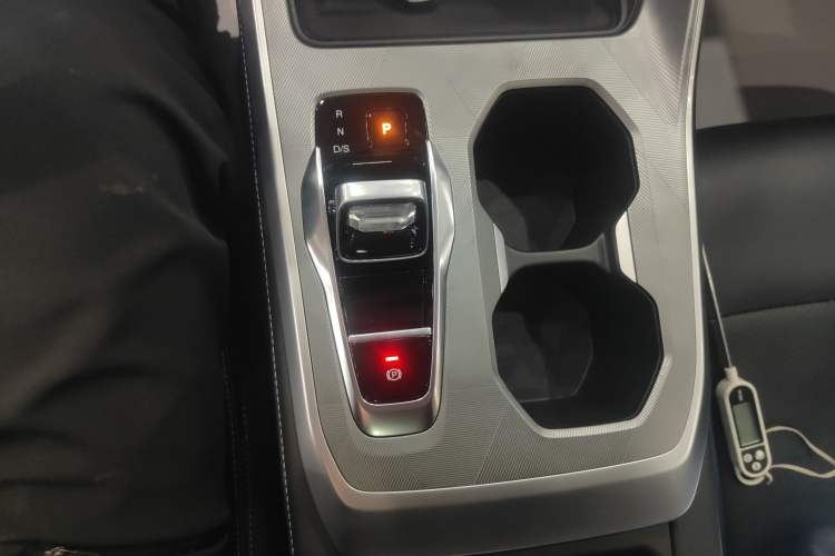 Used GAC Trumpchi GS3 2023 Shadow Speed 270T Dynamic Intelligence Edition Gear Lever
