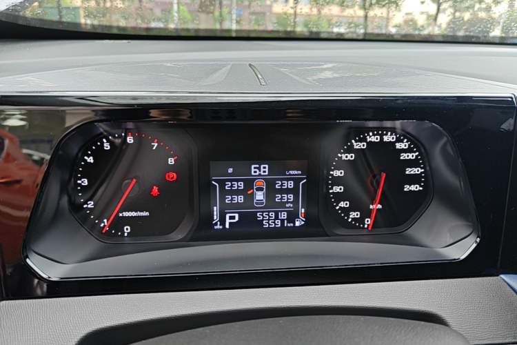 Used GAC Trumpchi GS3 2023 Yingsu 270T Jingqu Edition Instrument Cluster