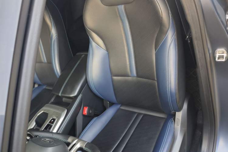 Used GAC Trumpchi GS3 2023 Shadow Speed 270T R-STYLE Edition Left Front Seat
