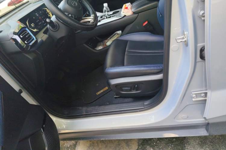 Used GAC Trumpchi GS3 2023 Shadow Speed 270T Dynamic Intelligence Edition Left Front Seat