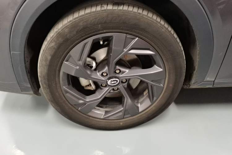 Used GAC Trumpchi GS3 2023 Shadow Speed 270T Enjoyment Edition Left Front Wheel Hub