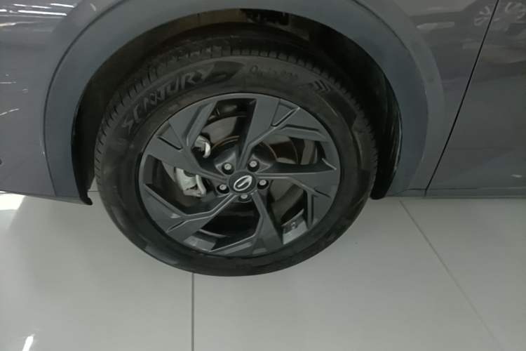 Used GAC Trumpchi GS3 2023 Shadow Speed 270T Enjoyment Edition Left Front Wheel Hub