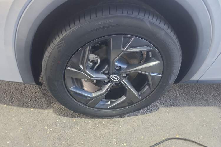 Used GAC Trumpchi GS3 2023 Shadow Speed 270T Enjoyment Edition Left Front Wheel Hub