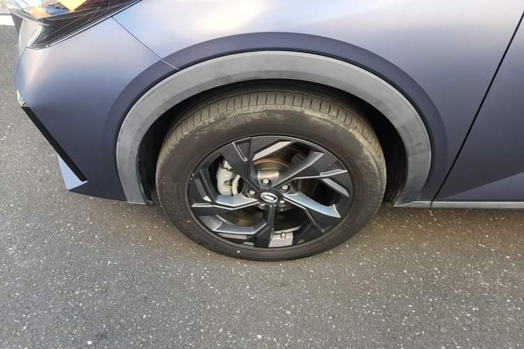 Used GAC Trumpchi GS3 2023 Shadow Speed 270T Enjoyment Edition Left Front Wheel Hub