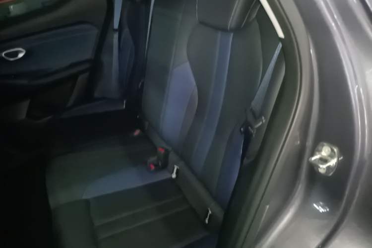 Used GAC Trumpchi GS3 2023 Shadow Speed 270T Enjoyment Edition Left Rear Seat