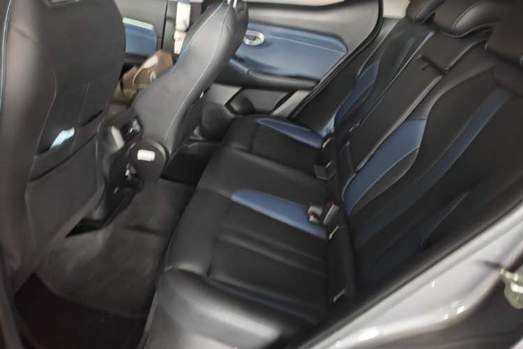Used GAC Trumpchi GS3 2023 Shadow Speed 270T Dynamic Intelligence Edition Left Rear Seat