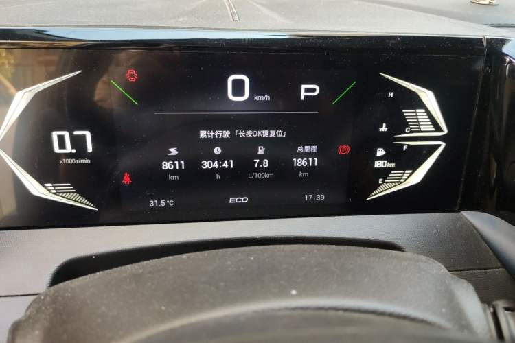 Used GAC Trumpchi GS3 2023 Shadow Speed 270T Enjoyment Edition Odometer Close Up