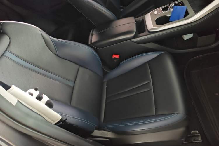 Used GAC Trumpchi GS3 2023 Shadow Speed 270T Dynamic Intelligence Edition Right Front Seat