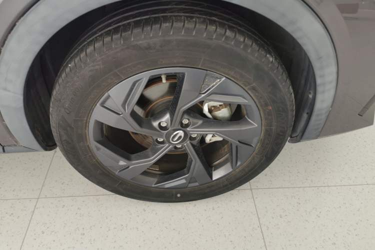Used GAC Trumpchi GS3 2023 Shadow Speed 270T Enjoyment Edition Right Front Wheel Hub