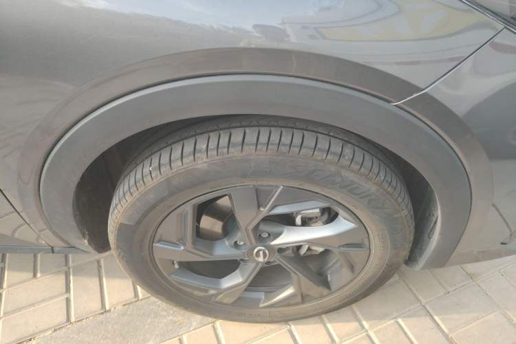 Used GAC Trumpchi GS3 2023 Shadow Speed 270T Enjoyment Edition Right Front Wheel Hub