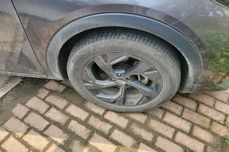 Used GAC Trumpchi GS3 2023 Shadow Speed 270T Enjoyment Edition Right Front Wheel Hub