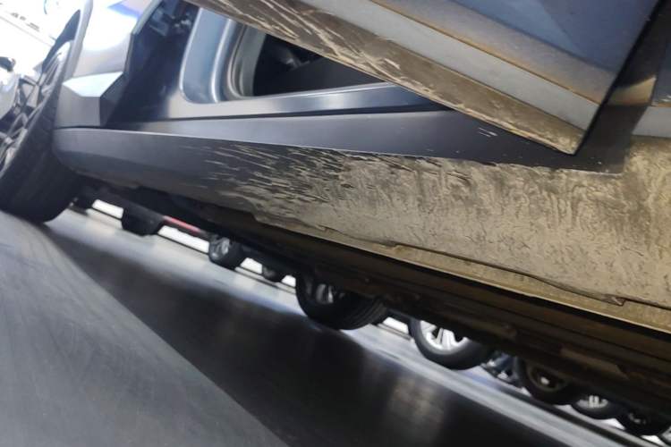 Used GAC Trumpchi GS3 2023 Shadow Speed 270T R-STYLE Edition Right Side Sill