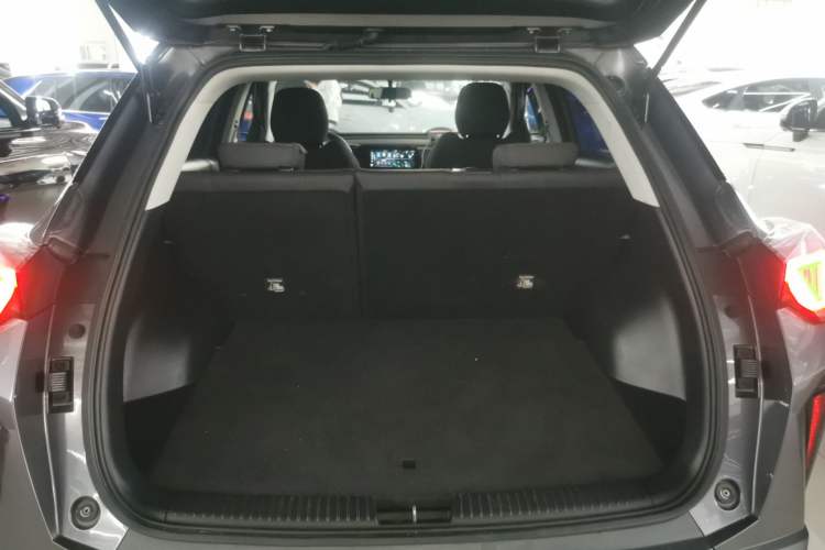 Used GAC Trumpchi GS3 2023 Yingsu 270T Jingqu Edition Trunk