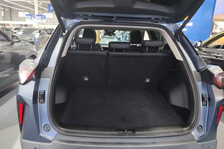 Used GAC Trumpchi GS3 2023 Shadow Speed 270T R-STYLE Edition Trunk