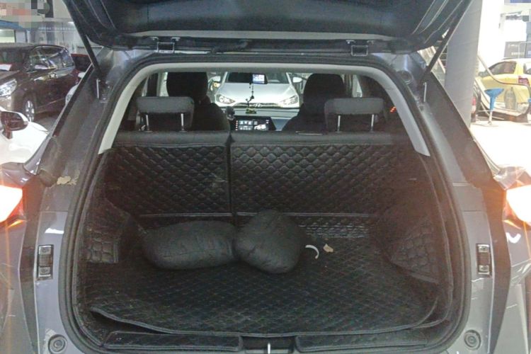 Used GAC Trumpchi GS3 2023 Yingsu 270T Jingqu Edition Trunk