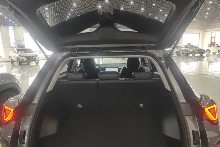 Used GAC Trumpchi GS3 2023 Shadow Speed 270T Dynamic Intelligence Edition Trunk