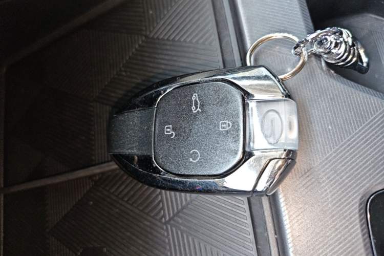 Used GAC Trumpchi GS3 2023 Yingsu 270T Jingqu Edition Vehicle Key