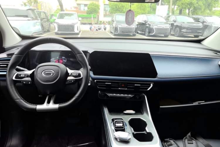 Used GAC Trumpchi GS3 2023 Shadow Speed 270T Dynamic Intelligence Edition Center Console