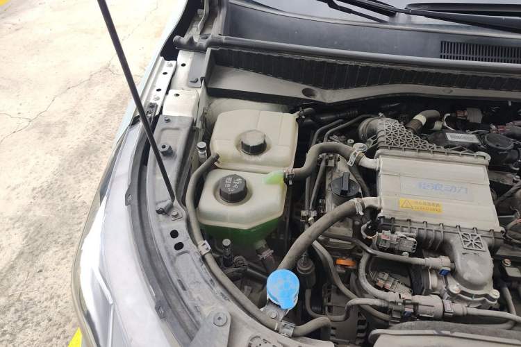Used GAC Trumpchi GS3 2023 Shadow Speed 270T Dynamic Intelligence Edition Engine Bay Right