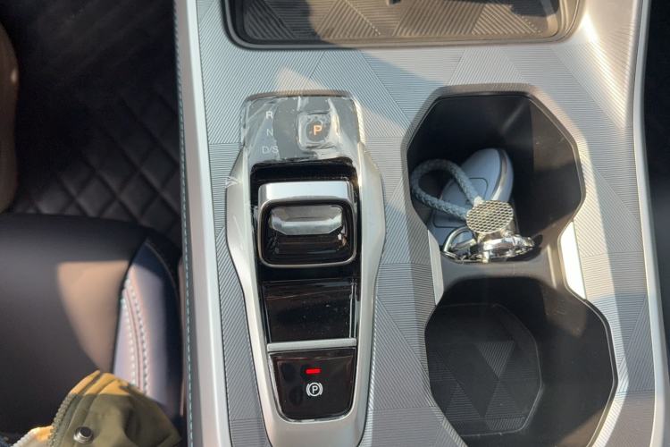 Used GAC Trumpchi GS3 2023 Shadow Speed 270T Enjoyment Edition Gear Lever