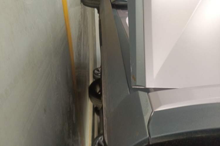 Used GAC Trumpchi GS3 2023 Shadow Speed 270T Enjoyment Edition Right Side Sill