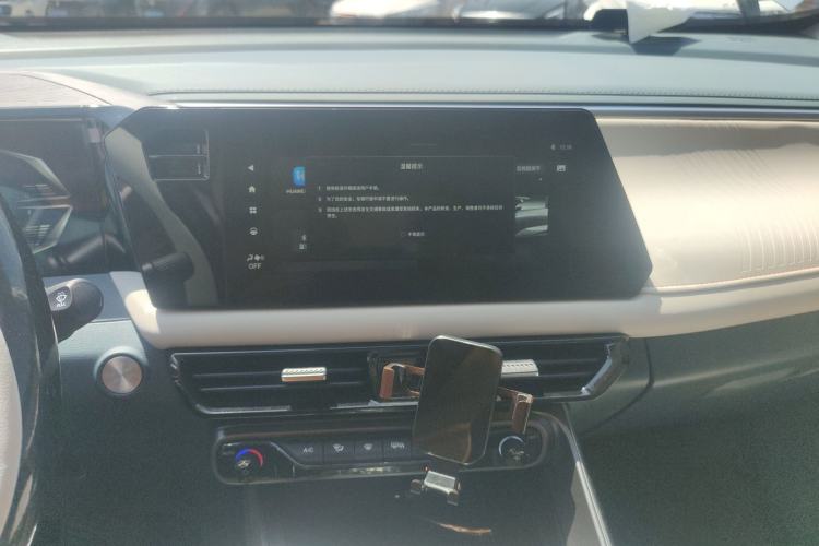 Used GAC Trumpchi GS3 2023 Shadow Speed 270T Enjoyment Edition Audio And AC Panel