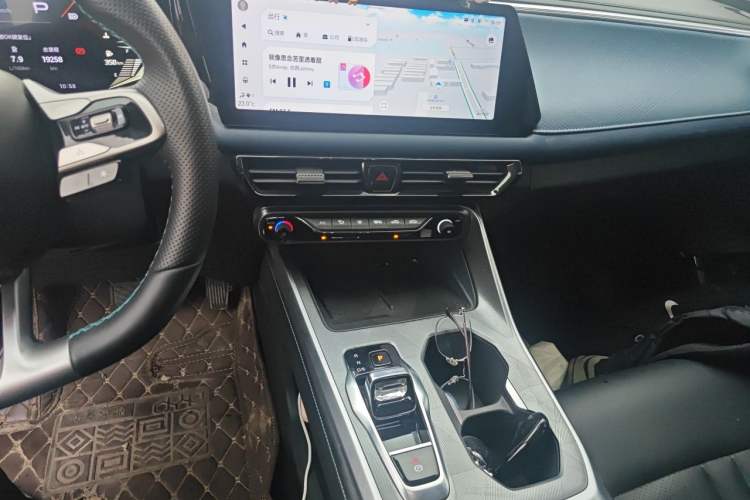 Used GAC Trumpchi GS3 2023 Shadow Speed 270T Dynamic Intelligence Edition Audio And AC Panel