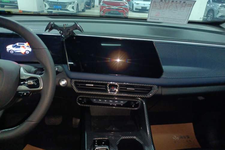 Used GAC Trumpchi GS3 2023 Shadow Speed 270T Dynamic Intelligence Edition Audio And AC Panel