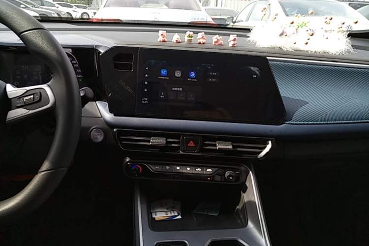 Used GAC Trumpchi GS3 2023 Yingsu 270T Jingqu Edition Audio And AC Panel