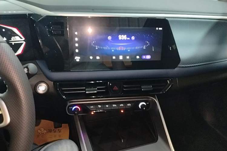 Used GAC Trumpchi GS3 2023 Shadow Speed 270T Enjoyment Edition Audio And AC Panel