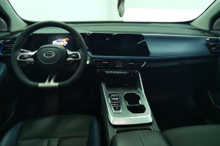 Used GAC Trumpchi GS3 2023 Shadow Speed 270T Dynamic Intelligence Edition Center Console