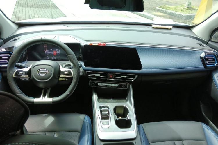 Used GAC Trumpchi GS3 2023 Shadow Speed 270T Dynamic Intelligence Edition Center Console
