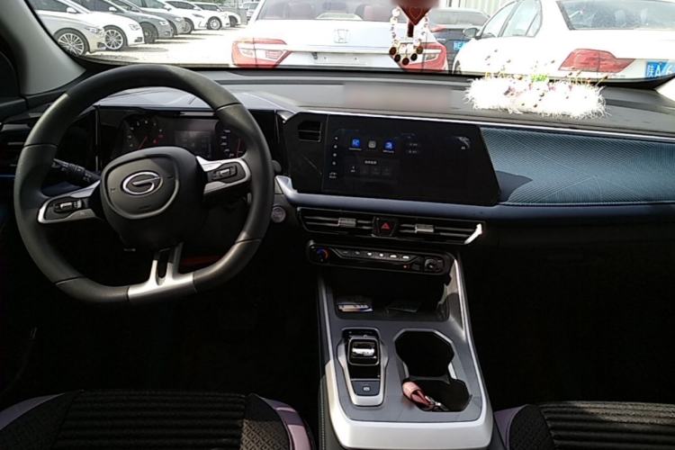 Used GAC Trumpchi GS3 2023 Yingsu 270T Jingqu Edition Center Console