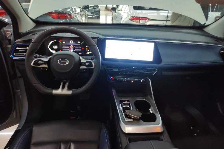 Used GAC Trumpchi GS3 2023 Shadow Speed 270T Dynamic Intelligence Edition Center Console