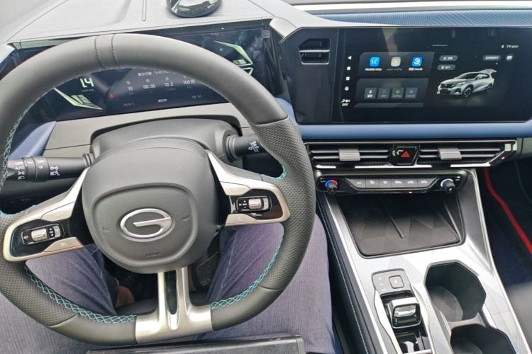 Used GAC Trumpchi GS3 2023 Shadow Speed 270T Enjoyment Edition Center Console