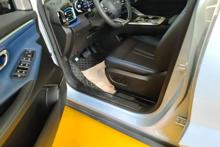 Used GAC Trumpchi GS3 2023 Shadow Speed 270T Dynamic Intelligence Edition Driver Seat