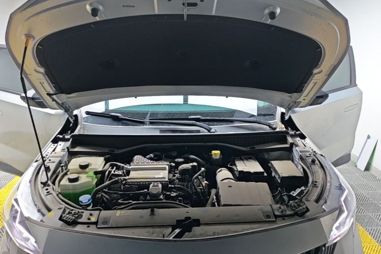 Used GAC Trumpchi GS3 2023 Yingsu 270T Jingqu Edition Engine Bay