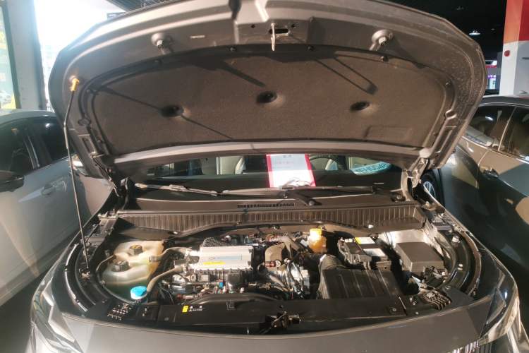 Used GAC Trumpchi GS3 2023 Shadow Speed 270T Dynamic Intelligence Edition Engine Bay