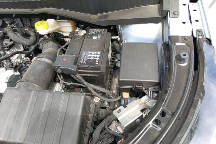 Used GAC Trumpchi GS3 2023 Shadow Speed 270T Dynamic Intelligence Edition Engine Bay Left
