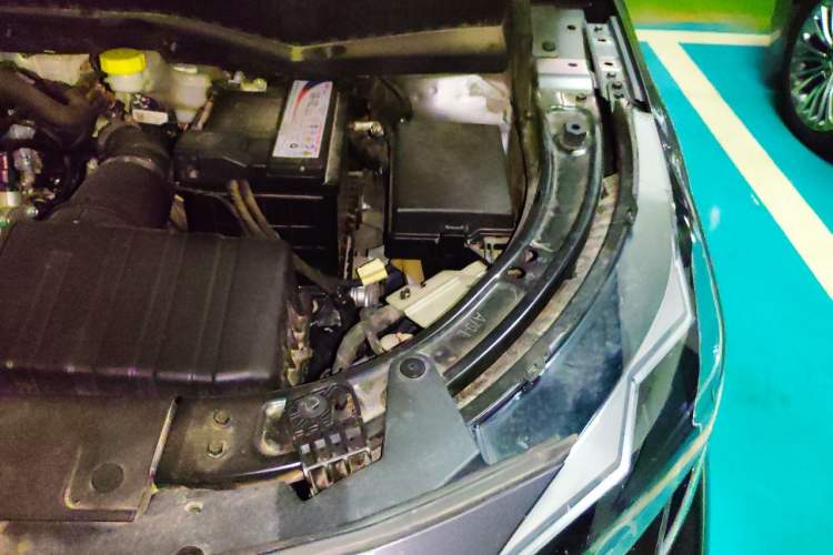 Used GAC Trumpchi GS3 2023 Shadow Speed 270T Enjoyment Edition Engine Bay Left