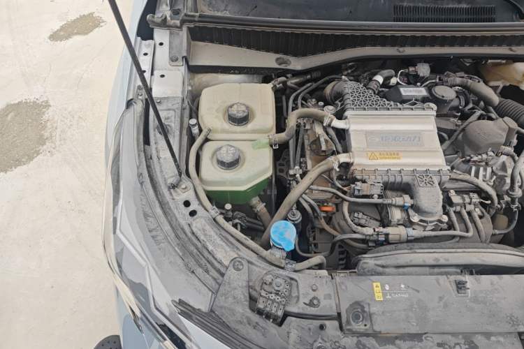 Used GAC Trumpchi GS3 2023 Shadow Speed 270T Dynamic Intelligence Edition Engine Bay Right