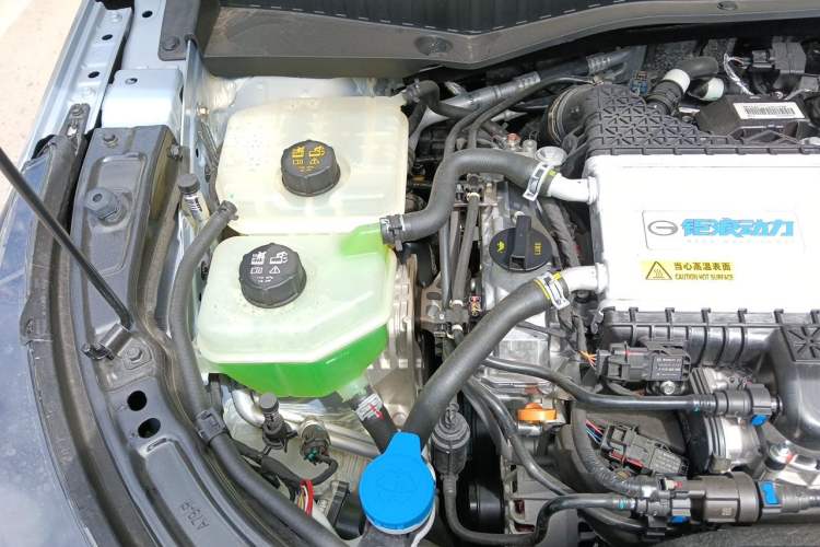 Used GAC Trumpchi GS3 2023 Shadow Speed 270T Dynamic Intelligence Edition Engine Bay Right
