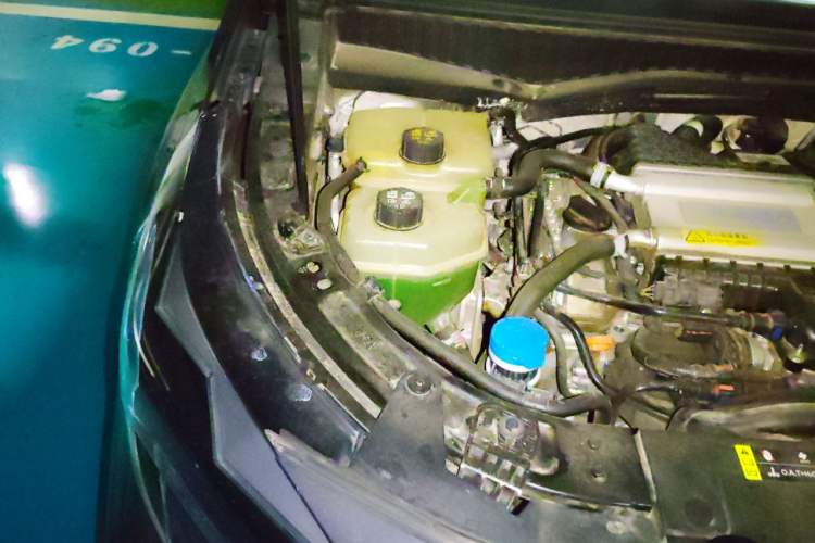 Used GAC Trumpchi GS3 2023 Shadow Speed 270T Enjoyment Edition Engine Bay Right
