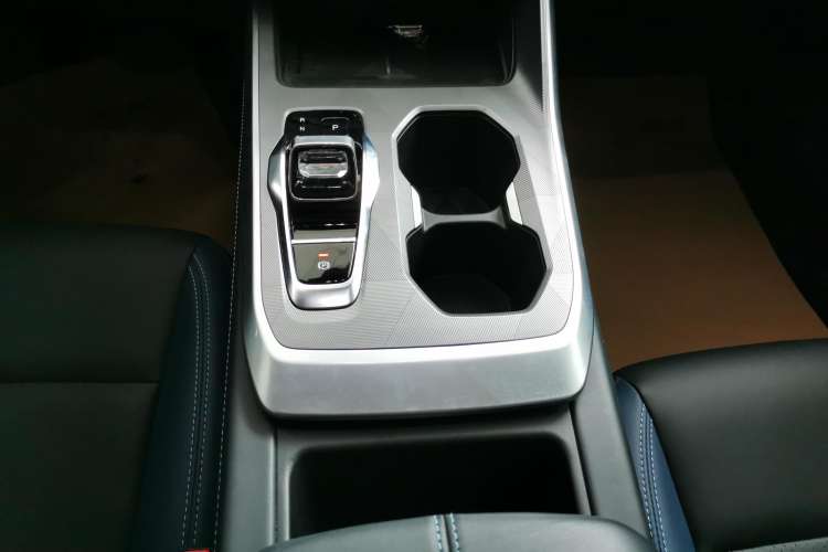 Used GAC Trumpchi GS3 2023 Shadow Speed 270T Dynamic Intelligence Edition Gear Lever